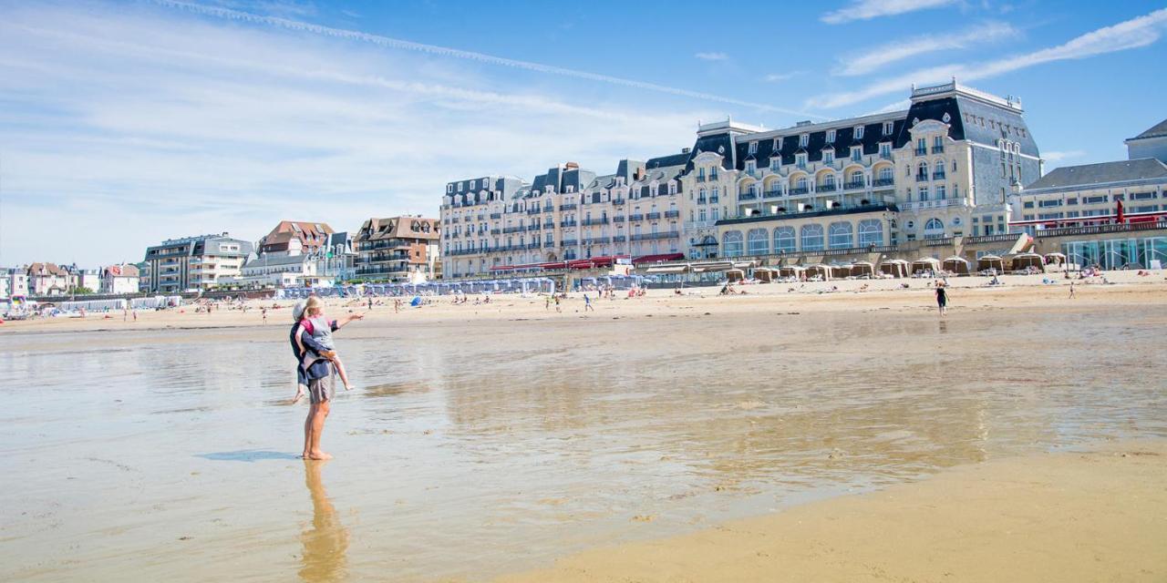 Le Cottage De La Plage - 2Ch, 2 Sdb - Terrasse - Deco De Charme - 500M Plage Cabourg Exterior photo